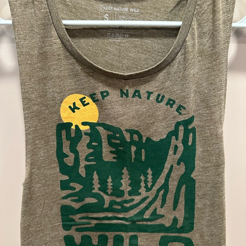 Keep Nature Wild Graphic Tank Top